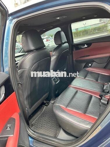 Kia K3 Premium full 2022 Xanh Tự động