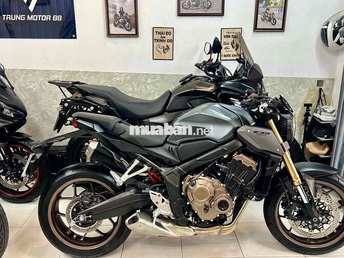 CB650R ĐKLĐ 4/2024 XE THÙNG SIÊU LƯỚT (760 KM)