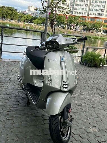 Vespa Sprint 2020 iGet ABS đèn led 2 tầng xe đẹp