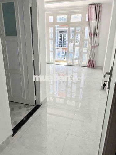 nhà cho thuê đg xe tải,gần nhà hàng bên sông, hbchanh 