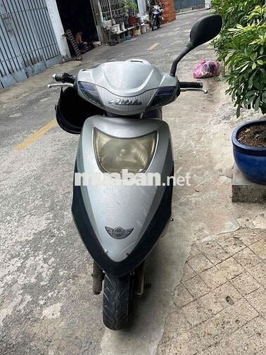 SYM Attila đời đầu 2005 bstp máy rất êm giá rẻ ạ