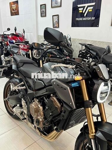 CB650R ĐKLĐ 4/2024 XE THÙNG SIÊU LƯỚT (760 KM)