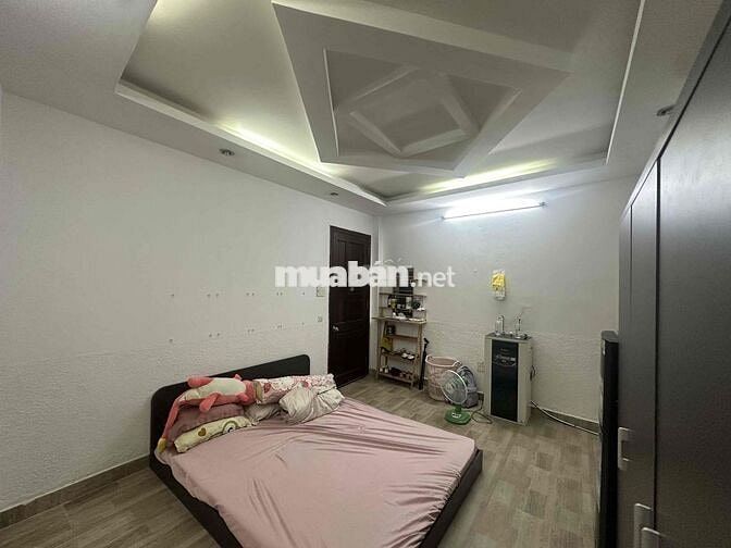 Tìm bạn nữ ở ghép chung ạ phòng ở Lầu 1 căn hộ