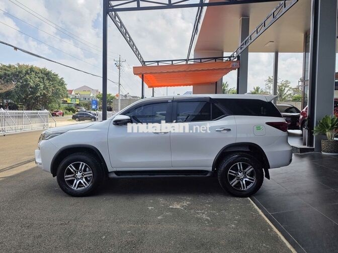 Toyota Fortuner 4x2 2024 Trắng 60.000 km