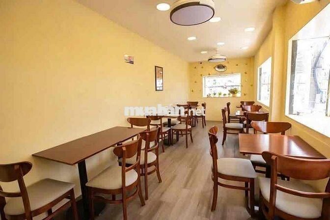 Cho thuê nhà Góc 2 MT Huỳnh văn bánh PN ngang 9m 2Lầu giá 27.5triệu