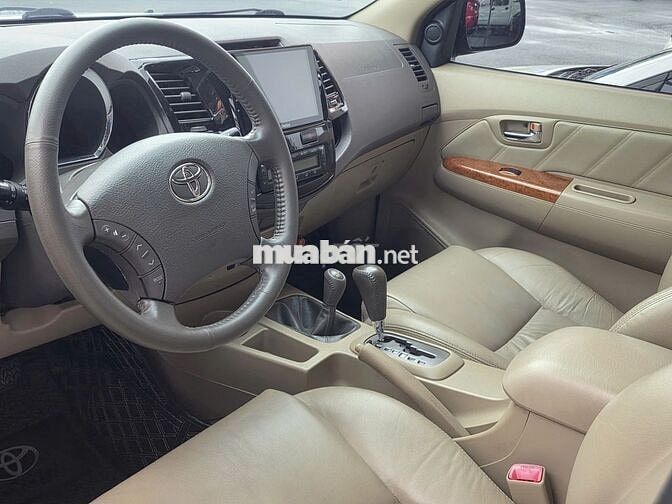 Toyota Fortuner 4x4 2011
