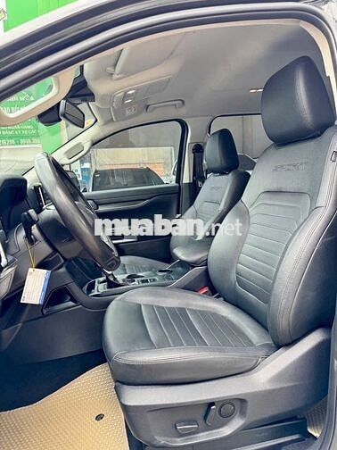 Ford Everest Sport 2023 Đen 38.000 km