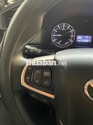 Toyota Innova 2017 Bạc Việt Nam chính chủ