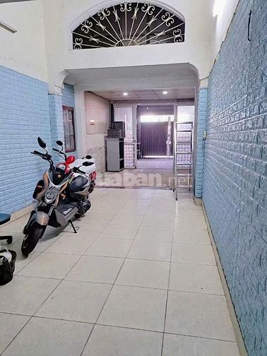 Cho thuê MB nhà đường Ngọc Hồi, đối diện BX Nước Ngầm, Hà Nội