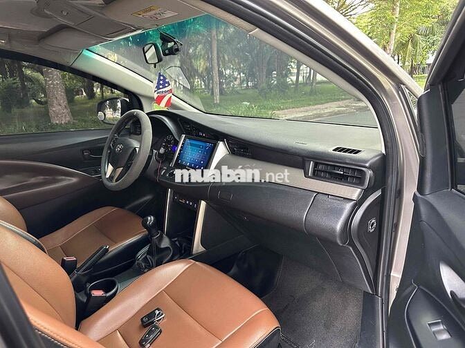 Toyota Innova E 2017 cân bằng điện tử 1 chủ m mới