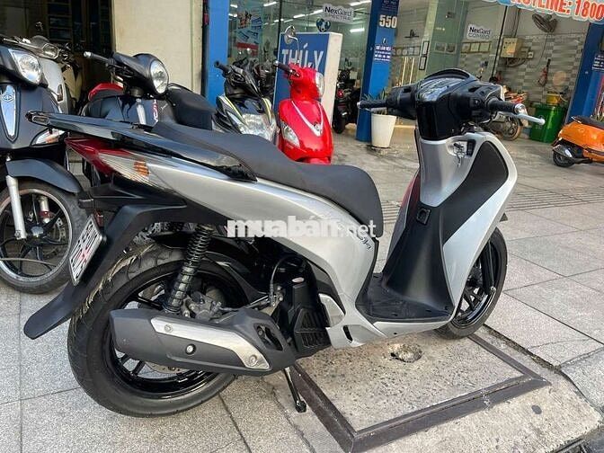 Honda SH 125 2015 Bạc Đã sử dụng