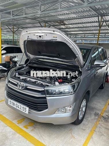 Toyota Innova 2017 Bạc Việt Nam chính chủ