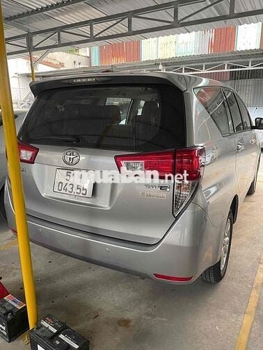 Toyota Innova 2017 Bạc Việt Nam chính chủ