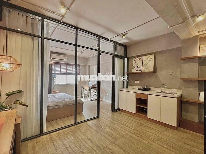 CHO THUÊ 1PN TÁCH BẾP CỬA SỔ TRỜI NGAY NGÃ BA BẦU TÔ KÝ