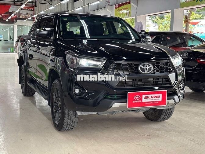 Toyota Hilux E AT 2024 Đen 20.127 km