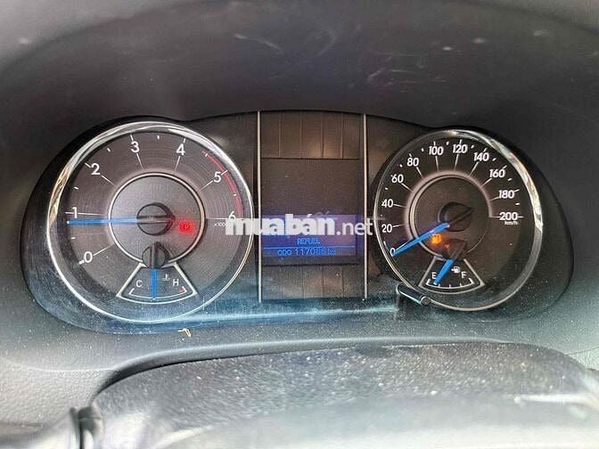 Bán Fortuner dầu số sàn 2019 Giá chỉ 640 còn giảm