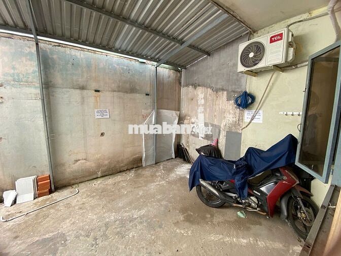 Nhà mặt tiền ngã năm Bình Thạnh vừa 6 người ở vừa kinh doanh siêu rộng