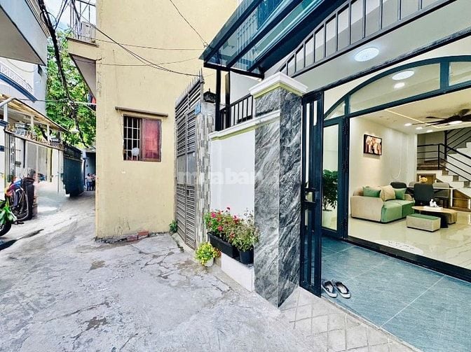🔥 SIÊU HIẾM– NHÀ NGAY CHỢ BÀ CHIỂU, CHỈ CÁCH HXT CHỈ 10M 🚛