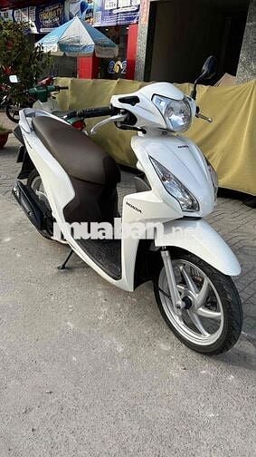 Honda Vision 2015 Trắng đen ( hỗ trợ góp )