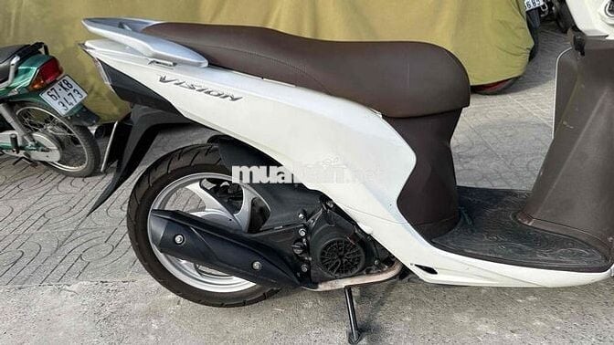 Honda Vision 2015 Trắng đen ( hỗ trợ góp )