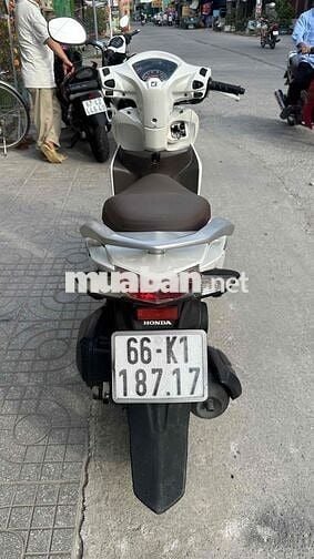 Honda Vision 2015 Trắng đen ( hỗ trợ góp )