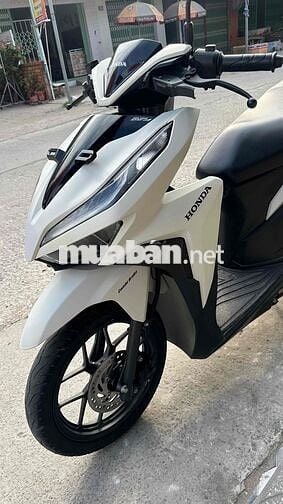 Honda Vario 125 2022 Trắng đen ( hỗ trợ góp )