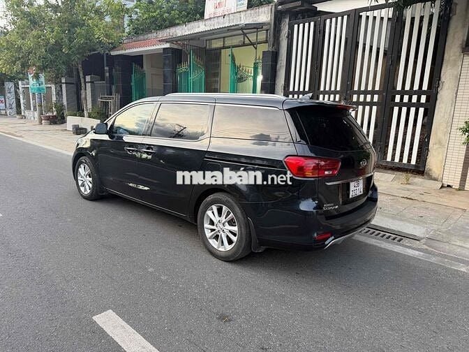 KIA Sedona Tiêu chuẩn 2019 Xanh đen