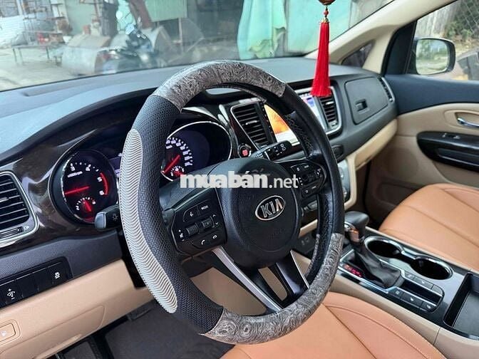 KIA Sedona Tiêu chuẩn 2019 Xanh đen