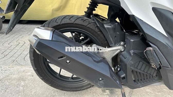 Honda Vario 125 2022 Trắng đen ( hỗ trợ góp )
