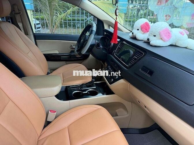 KIA Sedona Tiêu chuẩn 2019 Xanh đen