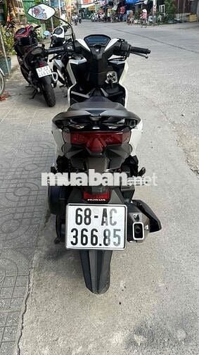Honda Vario 125 2022 Trắng đen ( hỗ trợ góp )