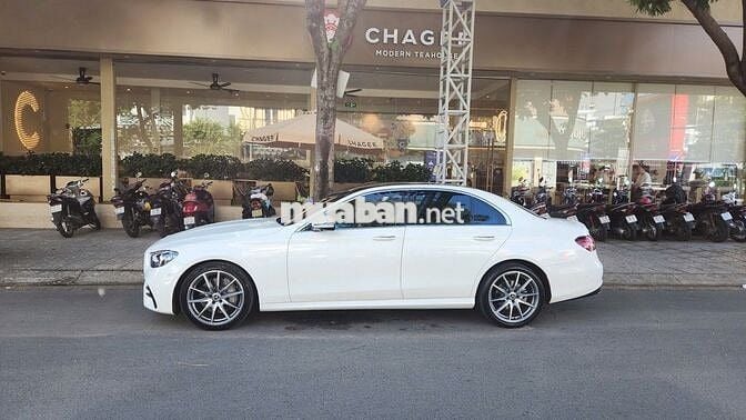 Bán E300 AMG V1 SX 2022 đi mới 2,6V như mới