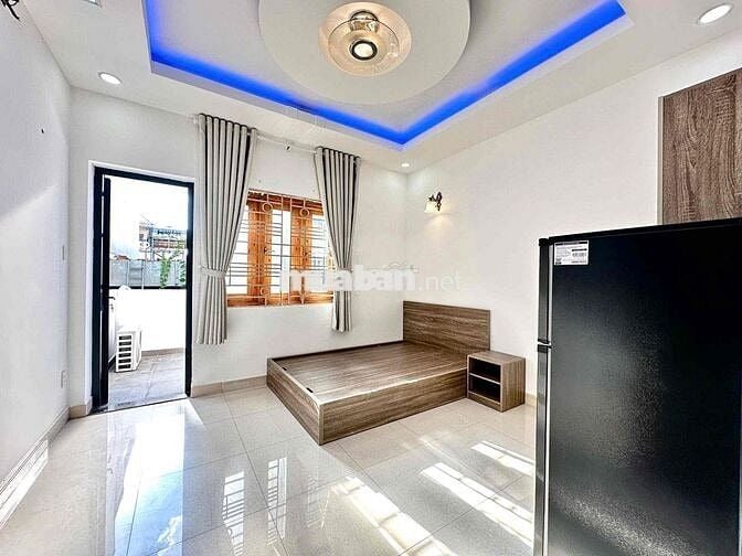 Căn hộ dịch vụ full nội thất , bancol, tách bếp từ 5tr8 - 6tr8