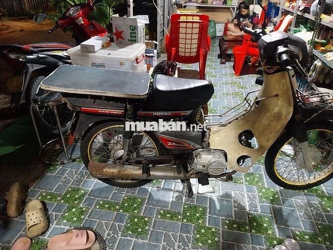 Honda Dream 2002 Nâu