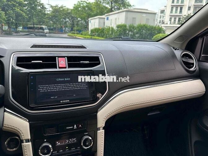Cần Bán Toyota Rush 1.5AT 2021 xe đẹp