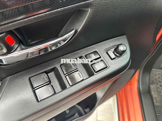 Suzuki XL7 2022 7 chỗ màu Cam