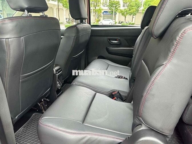 Suzuki XL7 2022 7 chỗ màu Cam