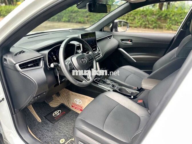 Toyota Corolla Cross 1.8V 2024 Trắng 21.000 km
