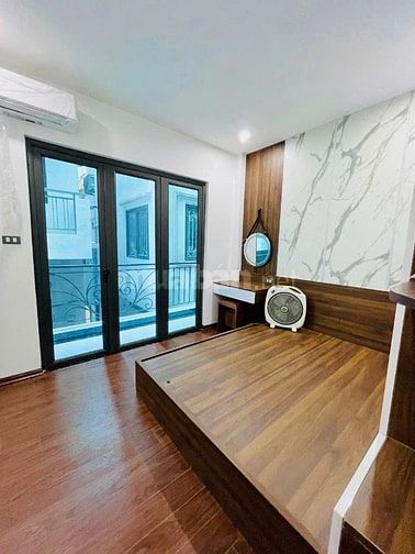🎄 🍁Nhà đẹp ngõ 105 Láng Hạ Phường láng 30 m² x 6 tầng thang máy.