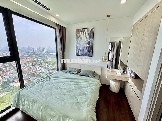 Bán nhanh căn hộ Masterise,  2 phòng ngủ, diện tích 62m. 4 tỷ 5