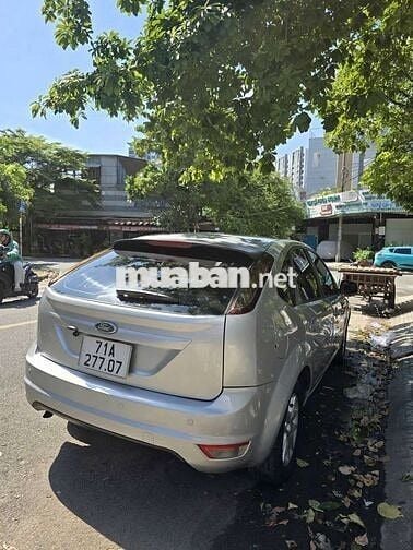 Ford Focus 2010 Số tự động