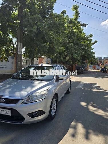Ford Focus 2010 Số tự động