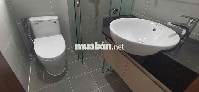 Pass phòng Nữ 1PN Master 3.5tr trong căn 2PN2WC