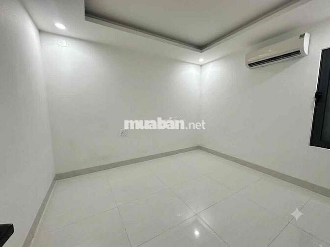 nhà hòa xuân 3 tầng cho thuê gần aeonmall trần nam trung