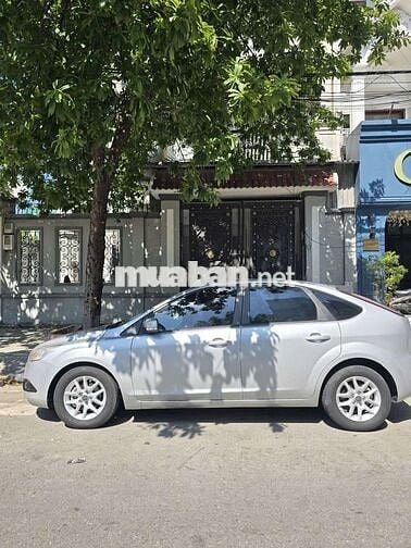 Ford Focus 2010 Số tự động