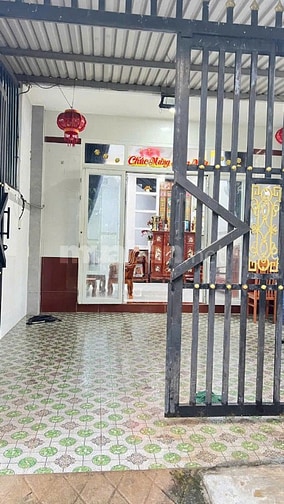 Nhà 1 trệt 2 lầu kiên cố sân thượng trước sau