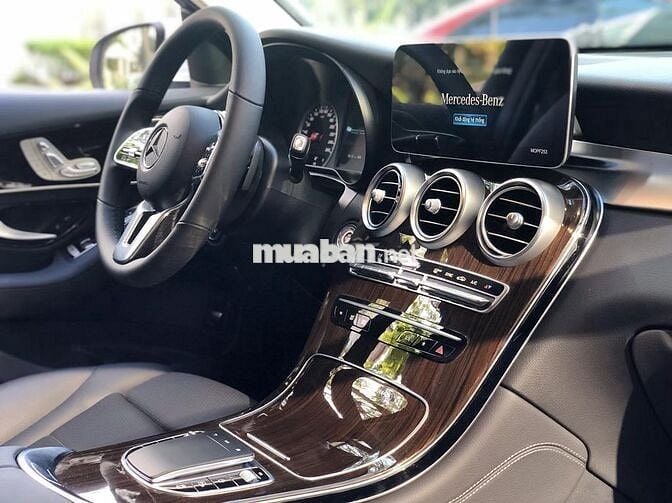 Mercedes-Benz GLC200 V1 2023 Trắng 25.000 miles