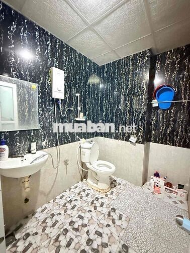 cho thuê nhà nguyên căn 12 phòng ngủ 12wc riêng, ko pccc