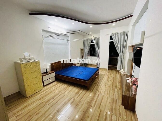 CHO THUÊ NHÀ ĐẸP 3 PHÒNG NGỦ FULL NỘI THẤT KHU VỰC VĨNH HÒA