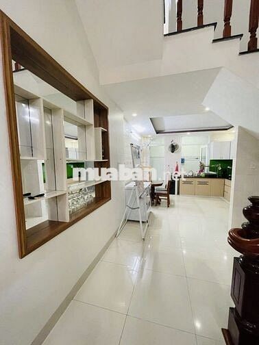 CHO THUÊ NHÀ ĐẸP 3 PHÒNG NGỦ FULL NỘI THẤT KHU VỰC VĨNH HÒA